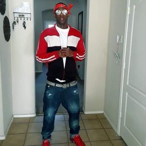 Meet your Posher, Moneyy